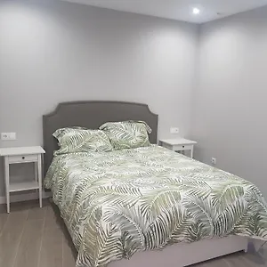  Apartment Cosy Flat Near The Beach & Town Centre Spain